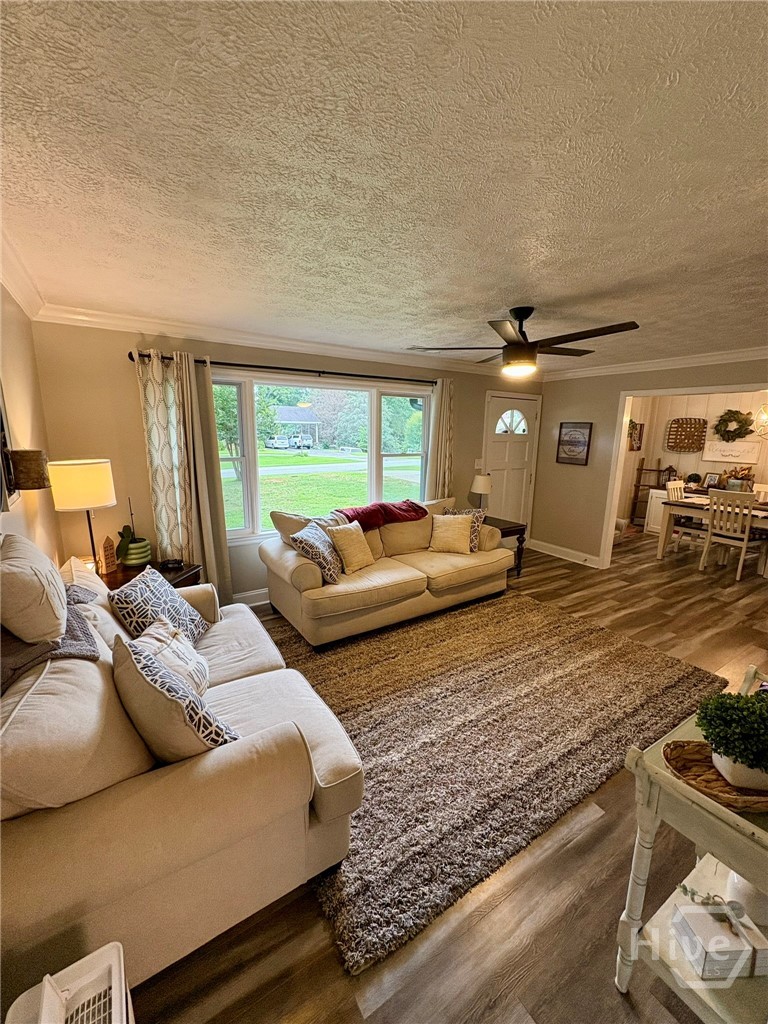199 Harris Street Toccoa, GA 30577 - Photo 4 of 31