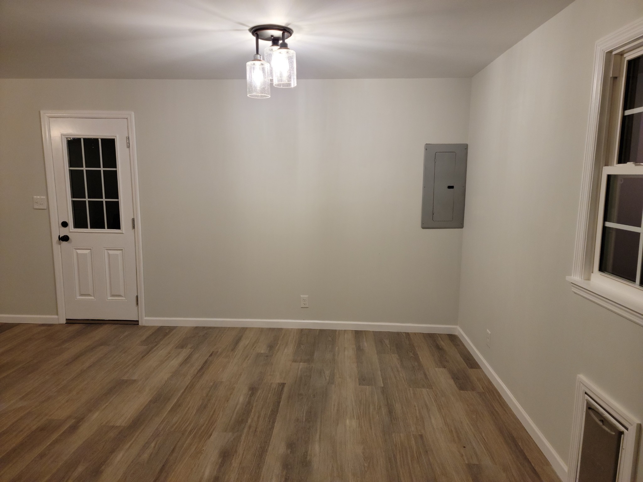 856 Pollard Road Clarksville, TN 37042 - Photo 4 of 11 Gallery Image 4