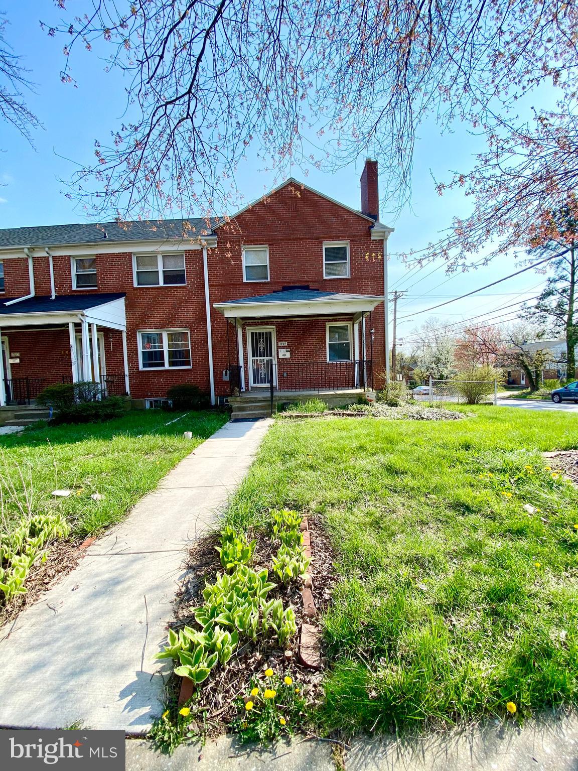 1701 Ingram Road Baltimore, MD 21239 - Photo 3 of 22