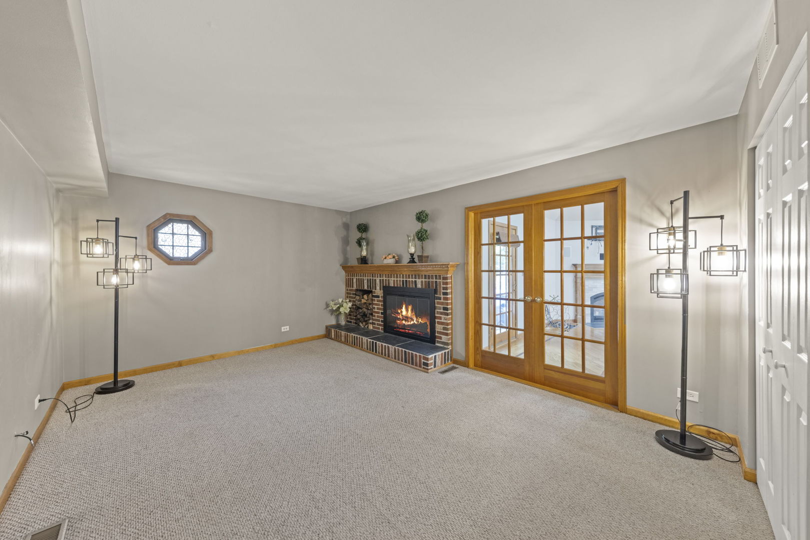 2114 Countryside Circle Naperville, IL 60565 - Photo 16 of 29 an empty room with windows