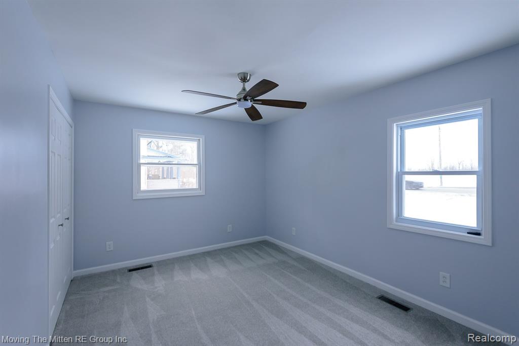 16416 Sumpter Road Belleville, MI 48111 - Photo 27 of 46