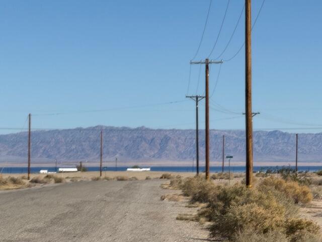 1188 Riviera Circle Thermal, CA 92274 - Photo 7 of 11 a view of a room with wooden fence
