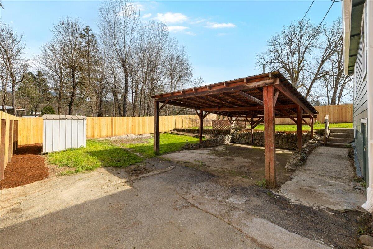 185 Peach Street Merlin, OR 97532 - Photo 20 of 21 Gallery Image 20