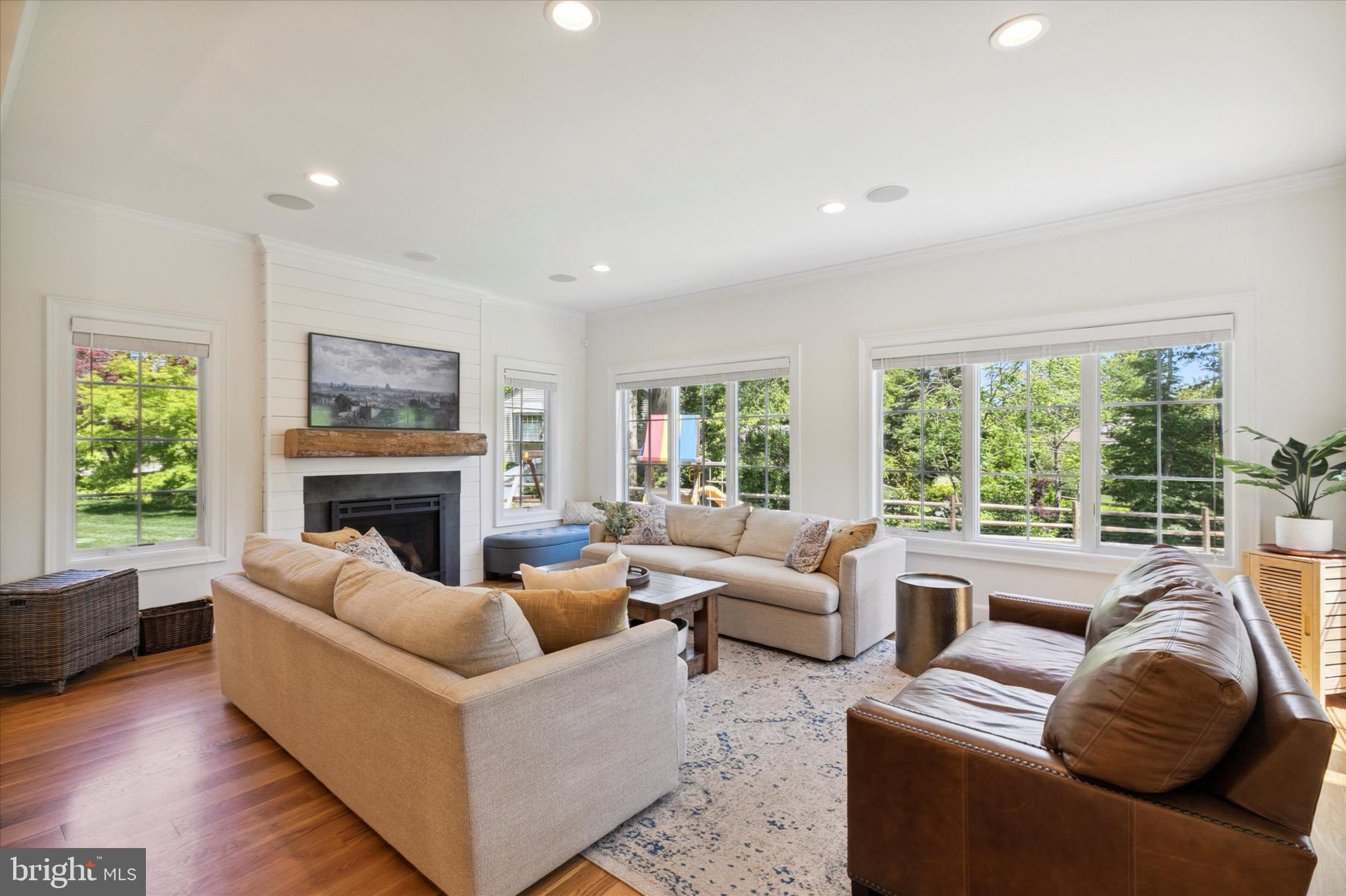 121 Hillside Road Wayne, PA 19087 - Photo 14 of 43 Family Room