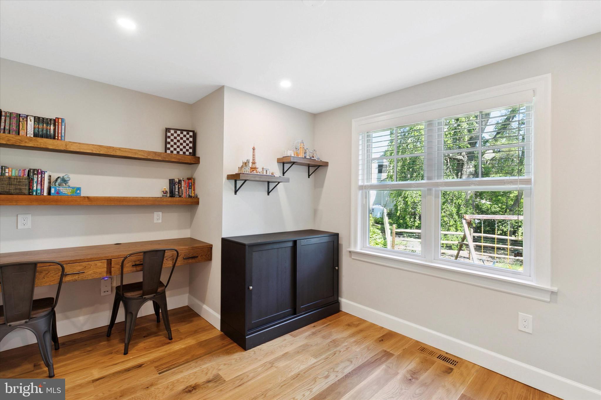 121 Hillside Road Wayne, PA 19087 - Photo 17 of 43 First Floor Office