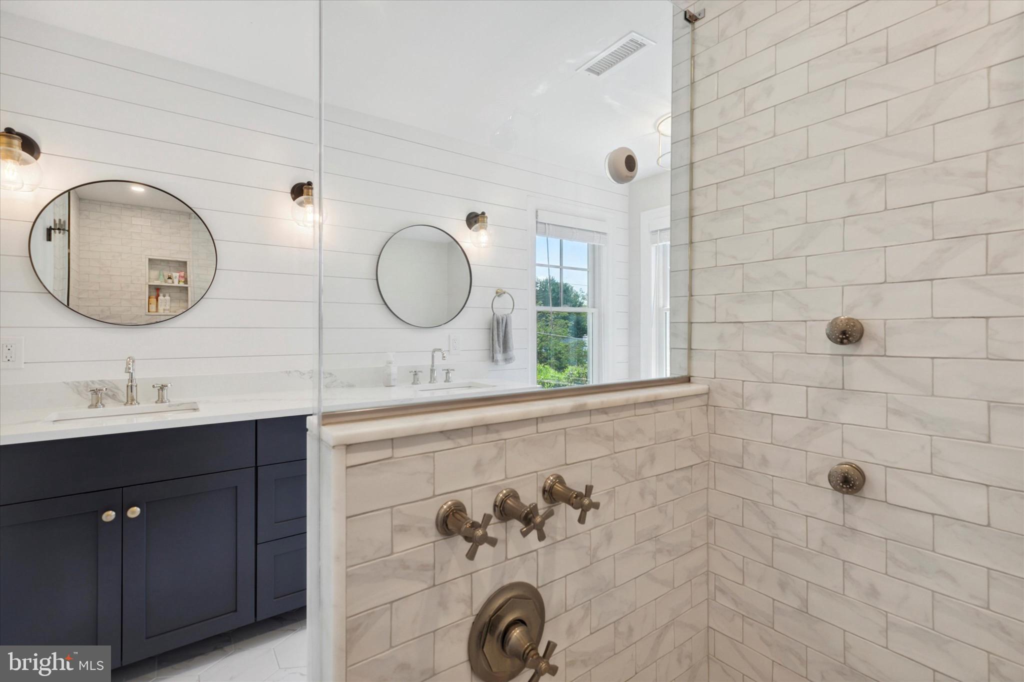 121 Hillside Road Wayne, PA 19087 - Photo 26 of 43 Primary Shower