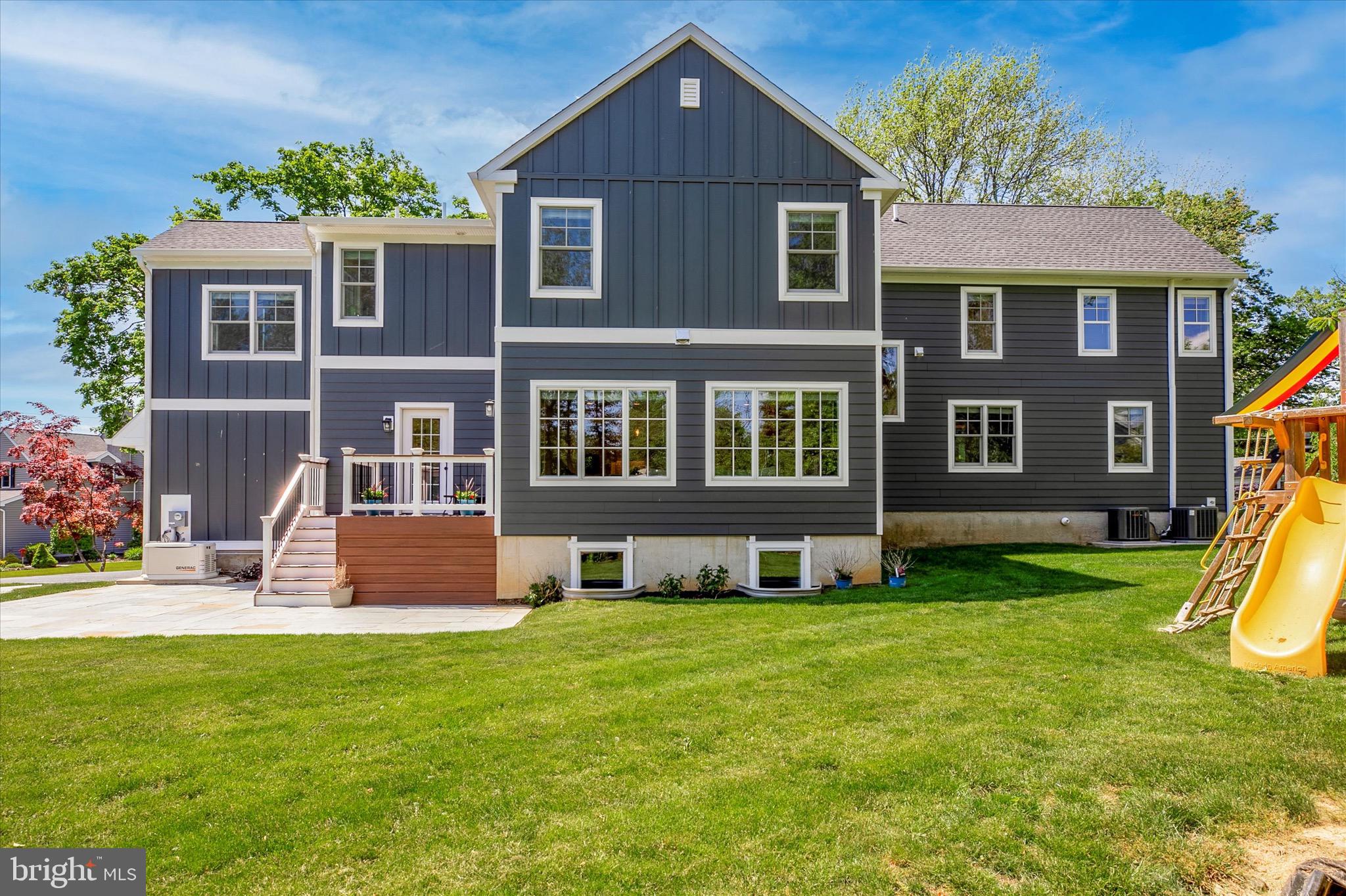 121 Hillside Road Wayne, PA 19087 - Photo 4 of 43 Exterior Rear