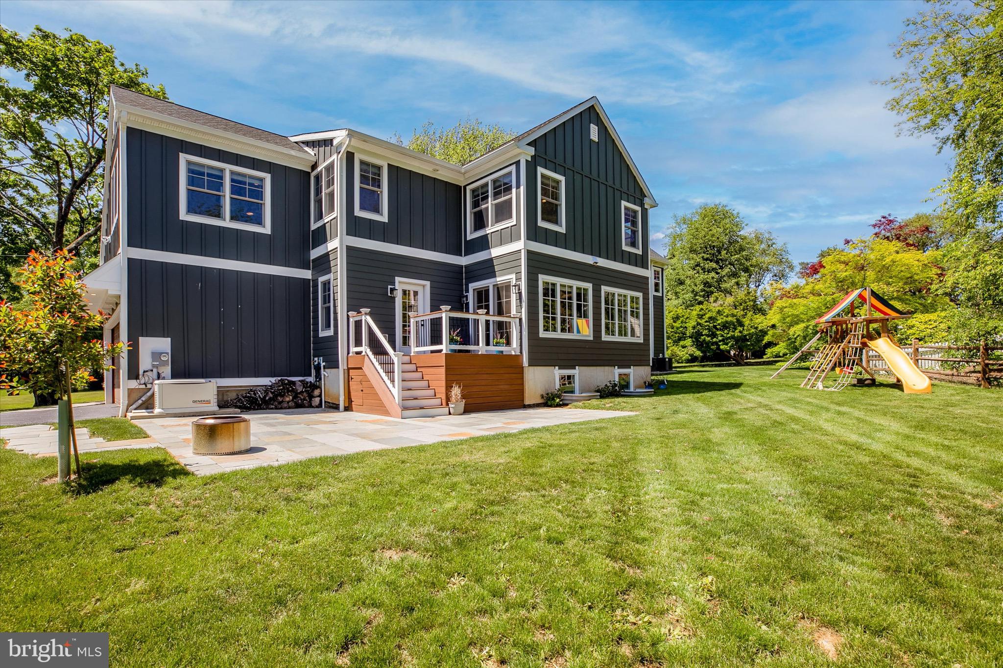 121 Hillside Road Wayne, PA 19087 - Photo 5 of 43 Exterior Rear and Yard