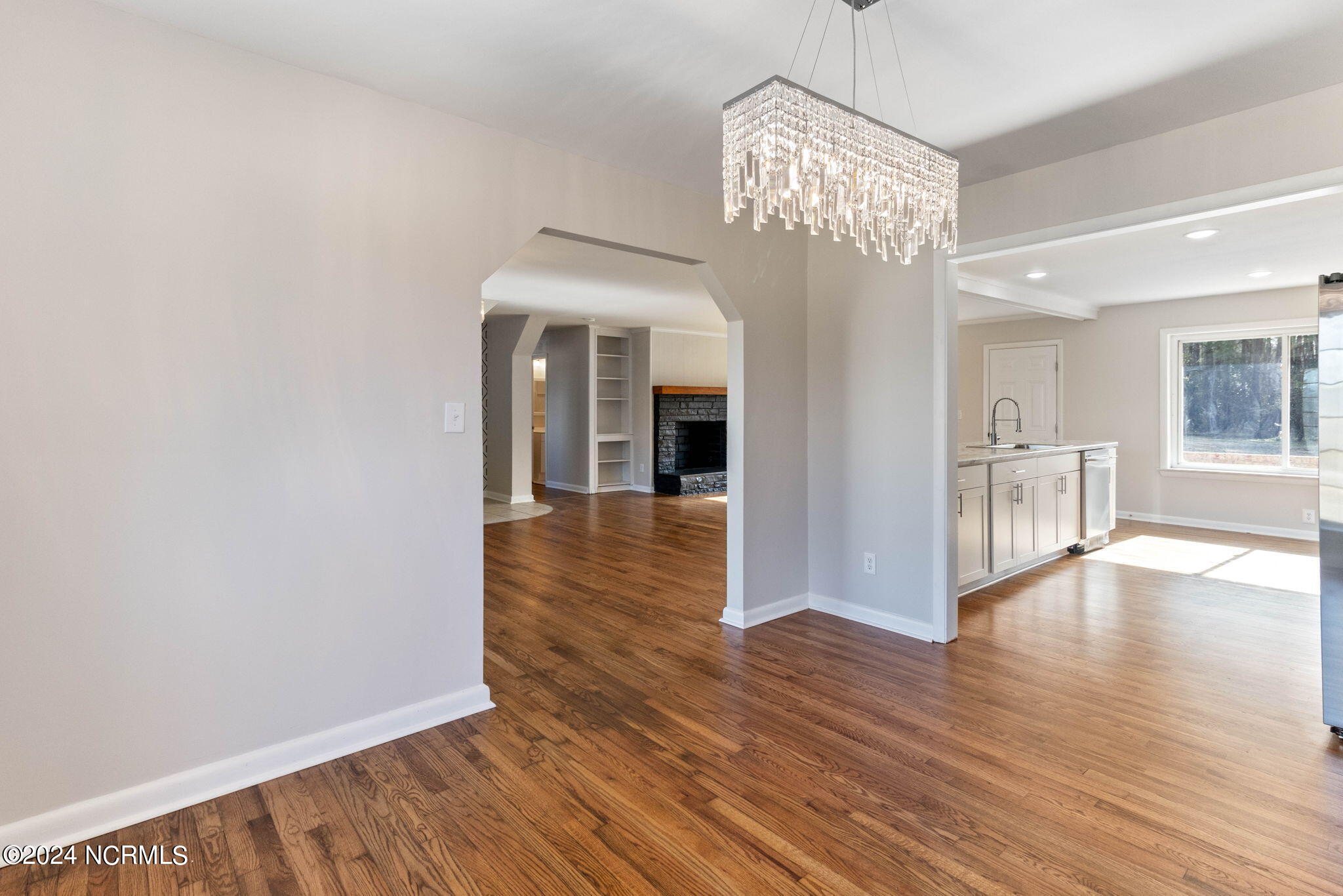1725 Fountaintown Road Chinquapin, NC 28521 - Photo 16 of 47 Dining Room