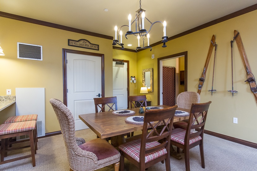 43 Middle Ridge Road, Unit 211 South Londonderry, VT 05155 - Photo 6 of 17