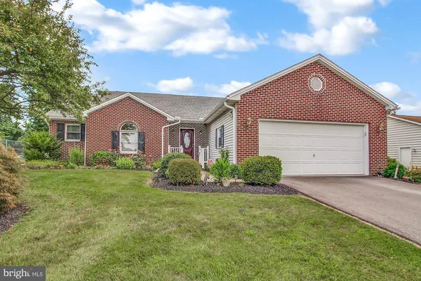 $329,999 | 3650 Rock Creek Drive, Dover, PA 17315