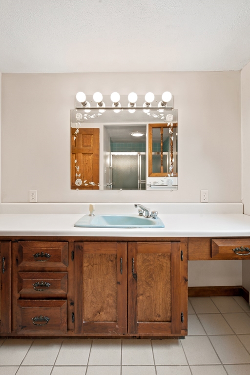 18 Gifford Road Westport, MA 02790 - Photo 19 of 28