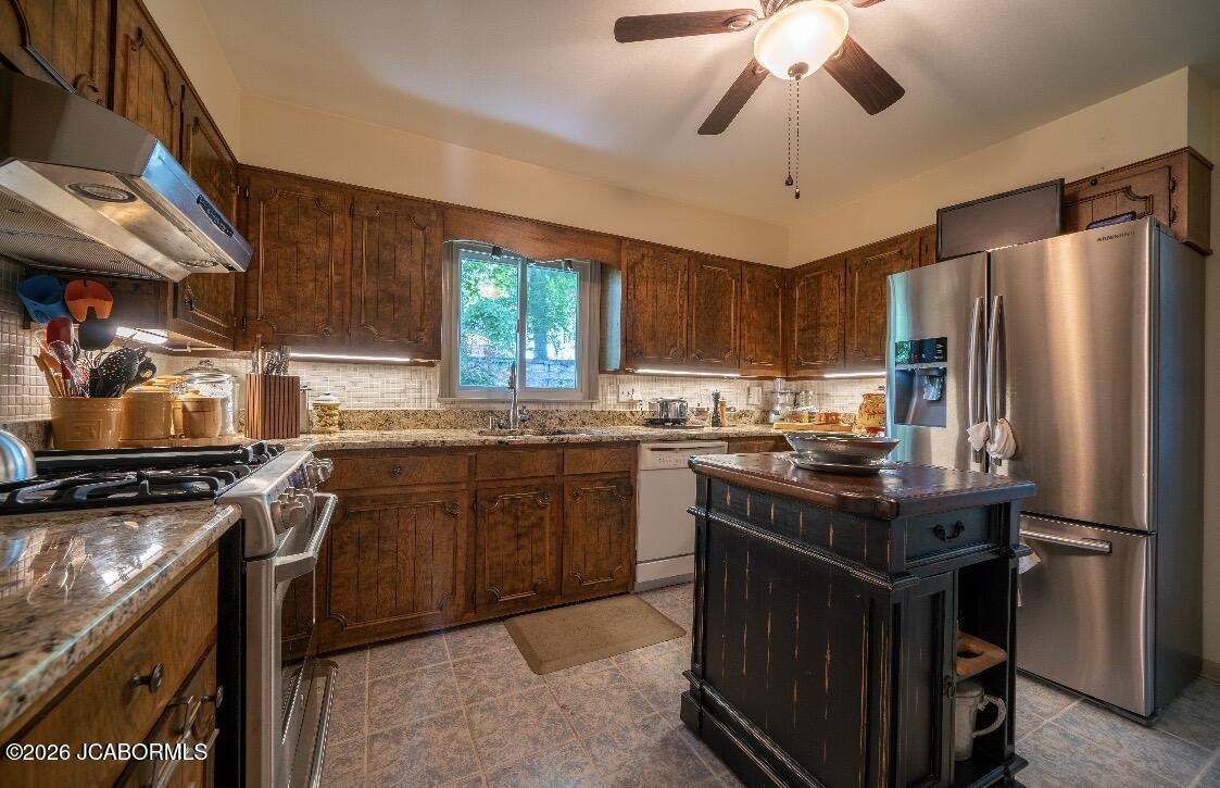 2719 West Schellridge Road Jefferson City, MO 65109 - Photo 25 of 52