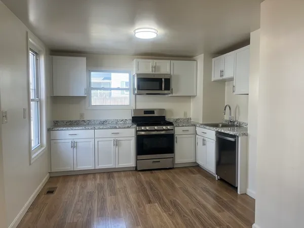 $2,700 | 59 Cedar Street, Unit 59, Haverhill, MA 01830