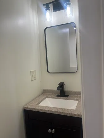 $2,700 | 59 Cedar Street, Unit 59, Haverhill, MA 01830