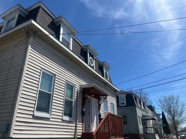 $2,700 | 59 Cedar Street, Unit 59, Haverhill, MA 01830