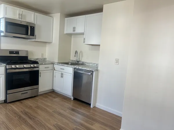 $2,700 | 59 Cedar Street, Unit 59, Haverhill, MA 01830