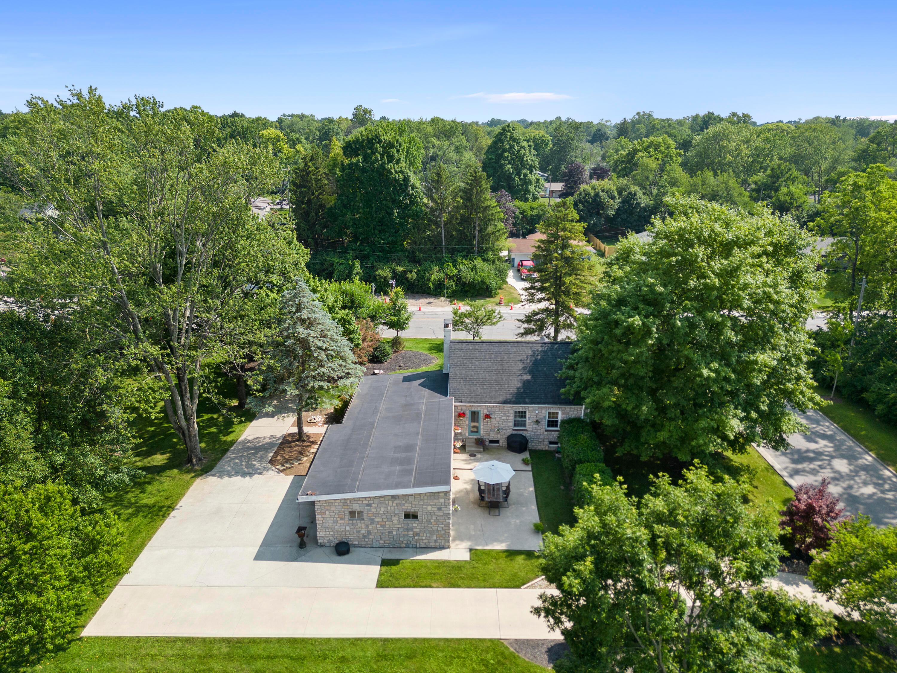 2292 Fishinger Road Columbus, OH 43220 - Photo 40 of 54 Drone