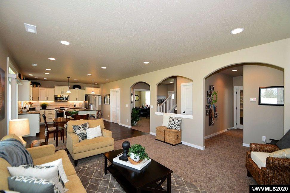 2441 Imperial Drive Northwest Albany, OR 97321 - Photo 2 of 7