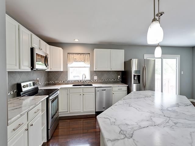 910 Stonebridge Road Evansville, IN 47710 - Photo 6 of 34 Gallery Image 6