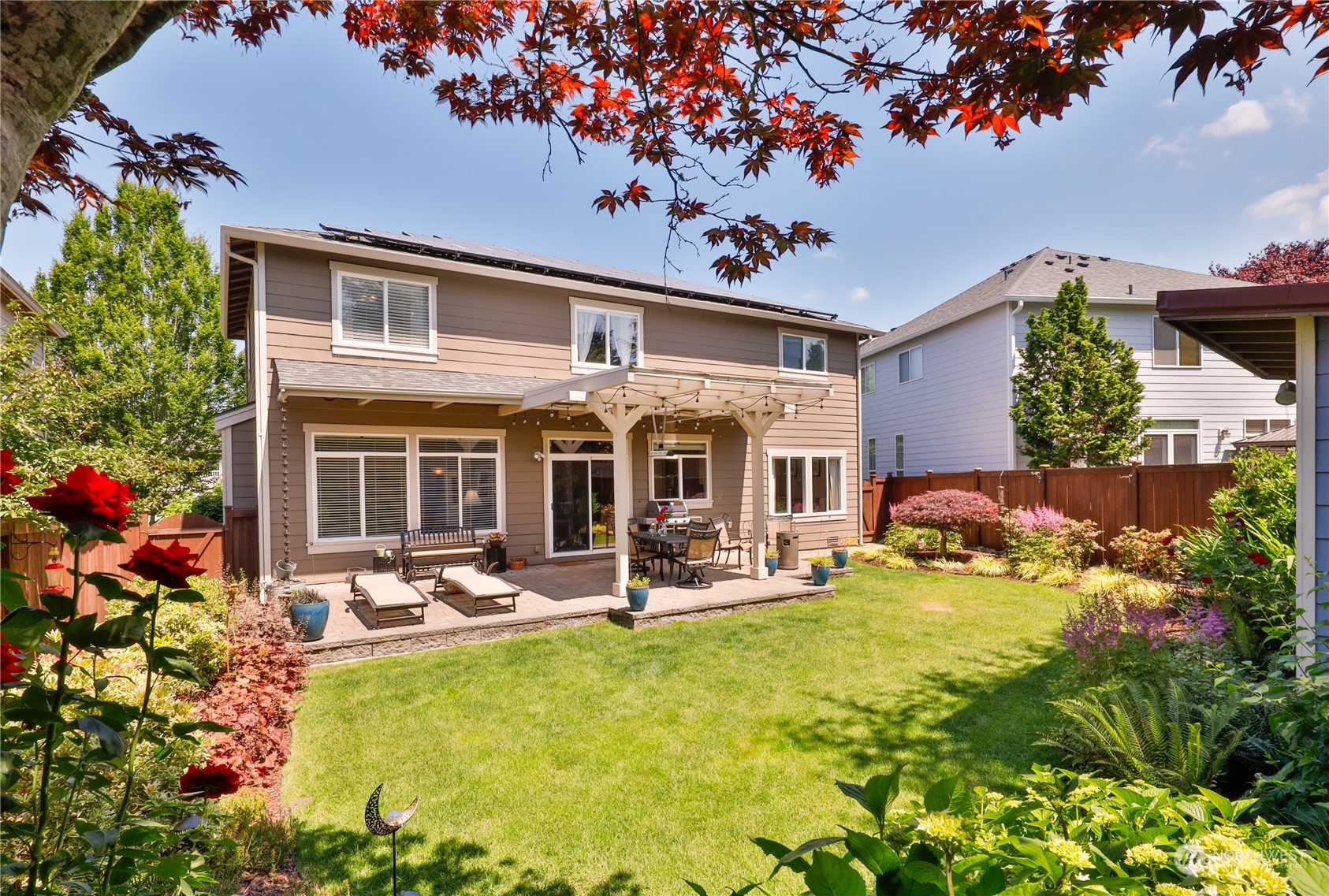 2017 Northeast 35th Place Renton, WA 98056 - Photo 6 of 34 Gallery Image 6