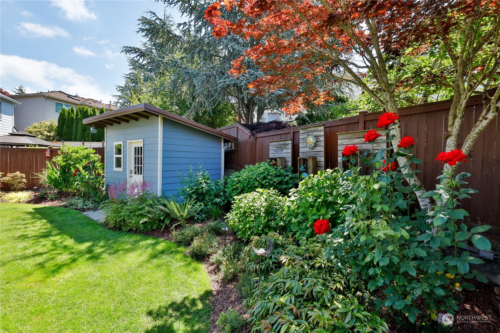 2017 Northeast 35th Place Renton, WA 98056 - Photo 7 of 34 Gallery Image 7