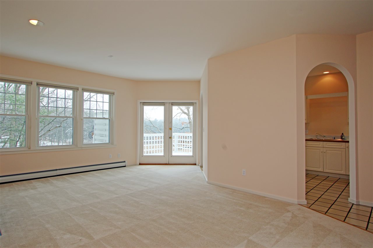 34 Larch Road South Burlington, VT 05403 - Photo 6 of 27 Gallery Image 6