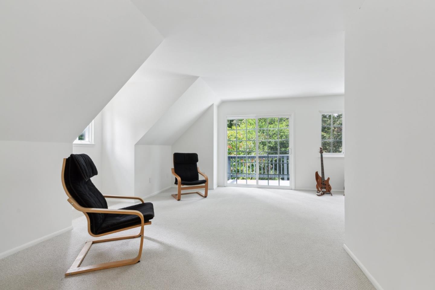 141 William Way Felton, CA 95018 - Photo 25 of 54 a living room with furniture and a window