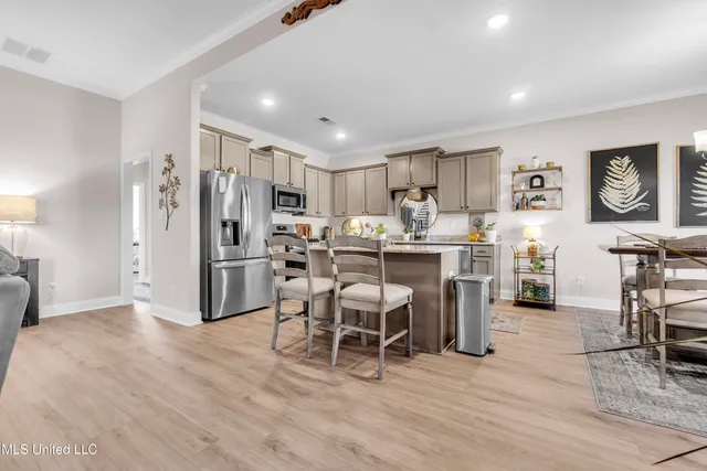 $379,900 | 4990 Witt Cove, Olive Branch, MS 38654