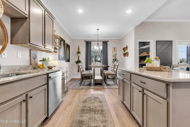 $379,900 | 4990 Witt Cove, Olive Branch, MS 38654