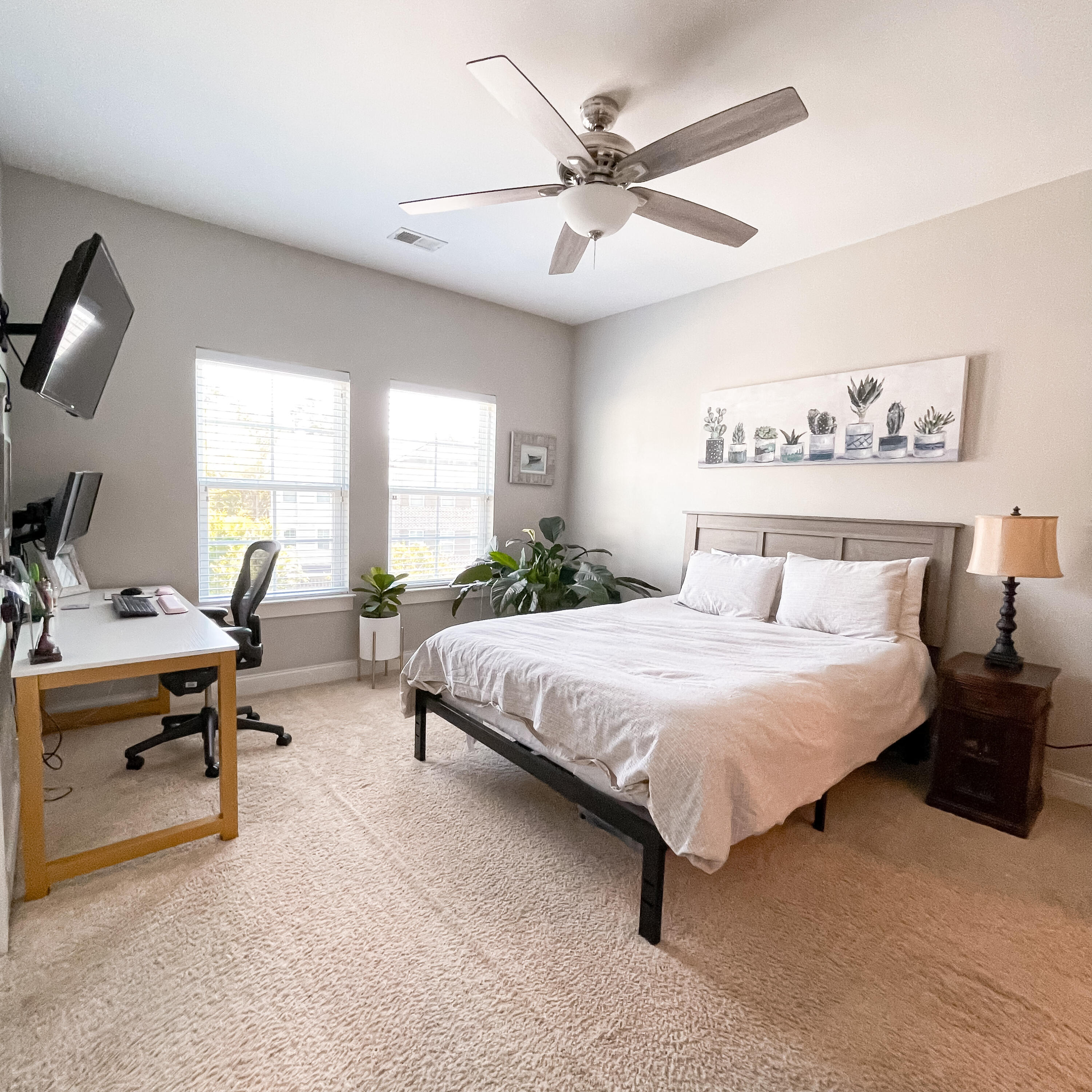212 Slipper Shell Court Mount Pleasant, SC 29464 - Photo 18 of 31 Bedroom
