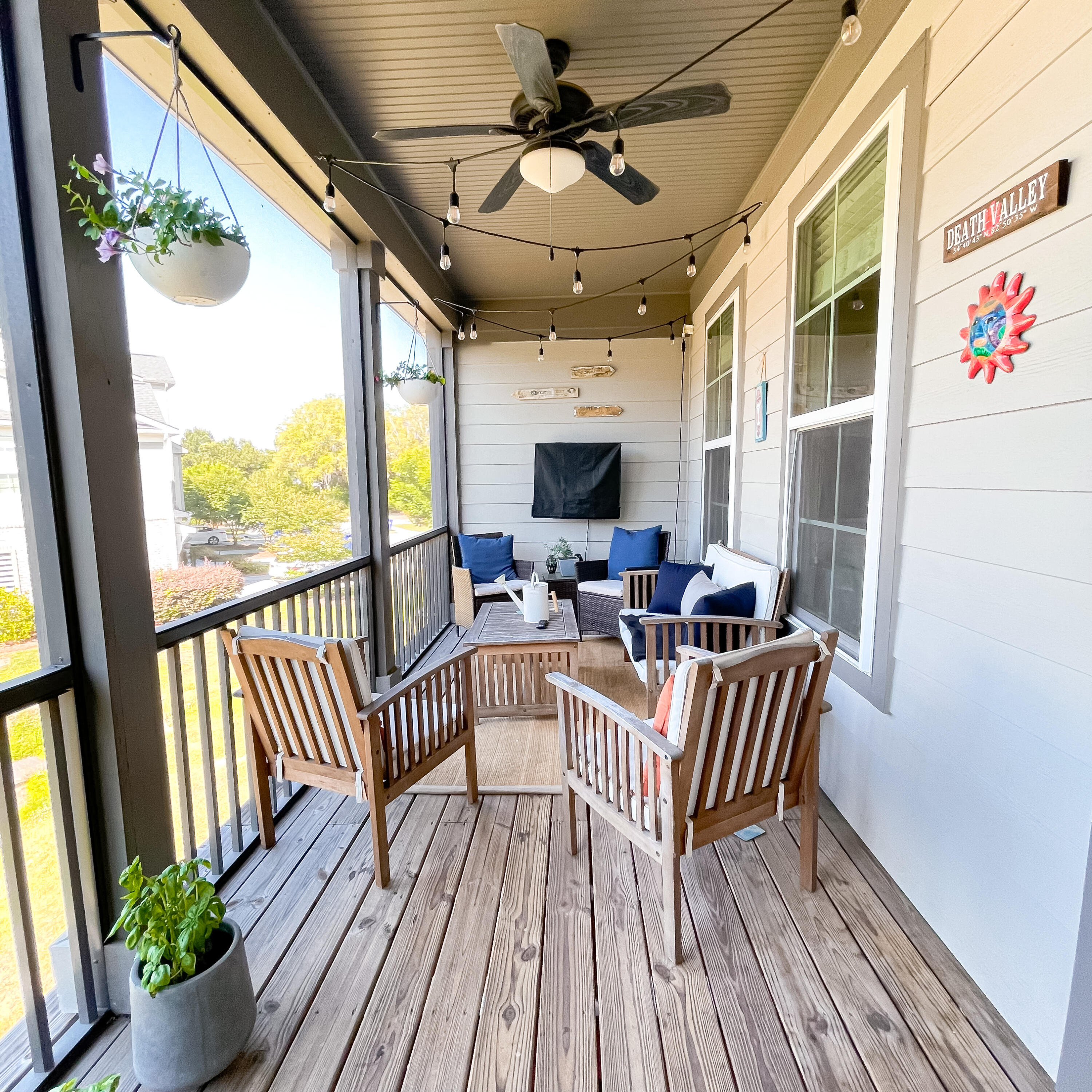 212 Slipper Shell Court Mount Pleasant, SC 29464 - Photo 8 of 31 Screened in Porch