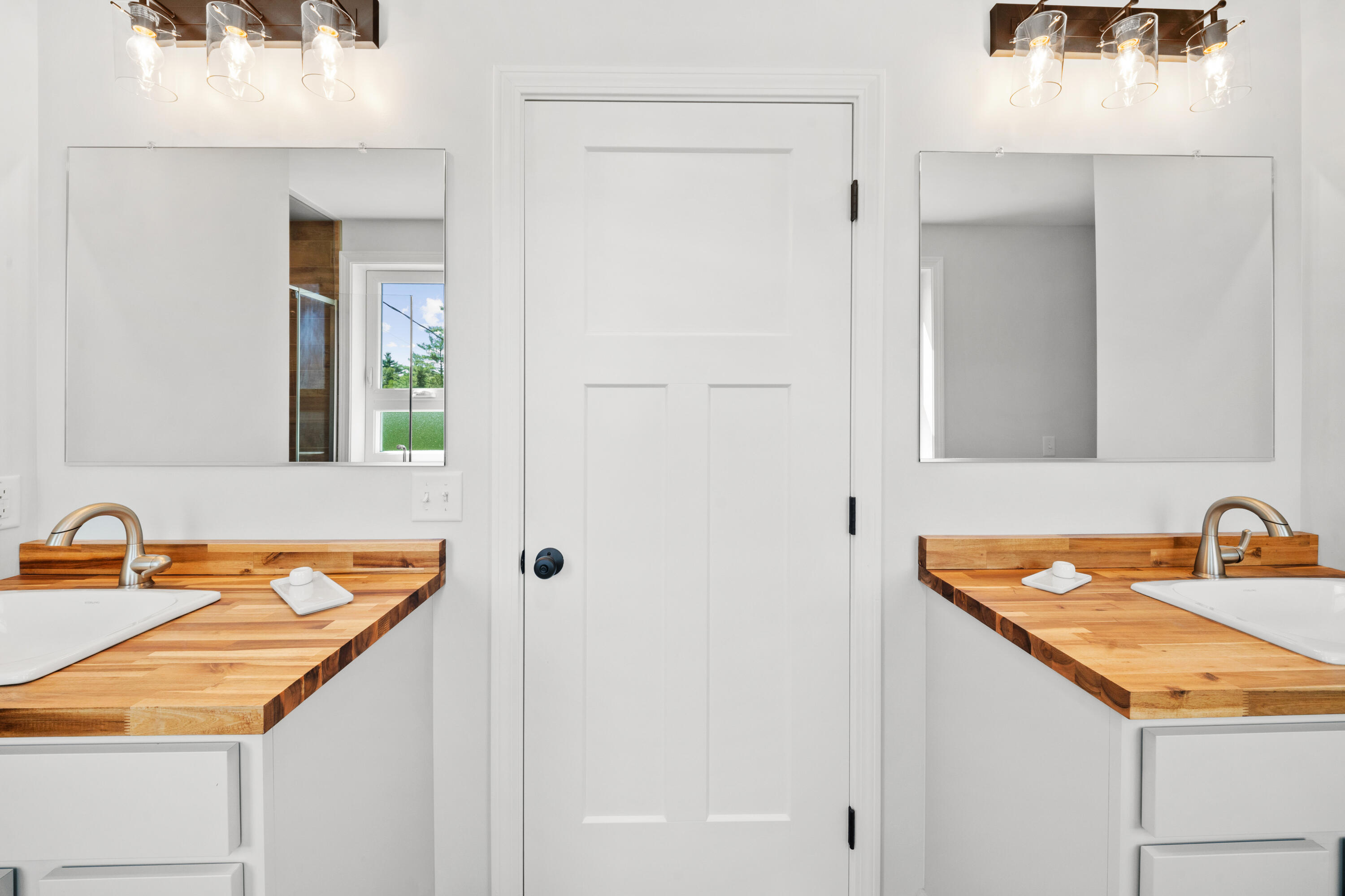 8 Shadbush Lane Orono, ME 04473 - Photo 51 of 72 DSC08011