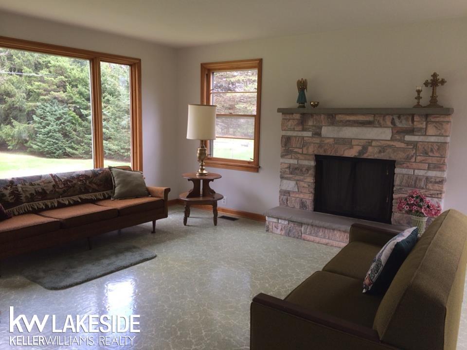 135 East Romeo Road Leonard, MI 48367 - Photo 4 of 20