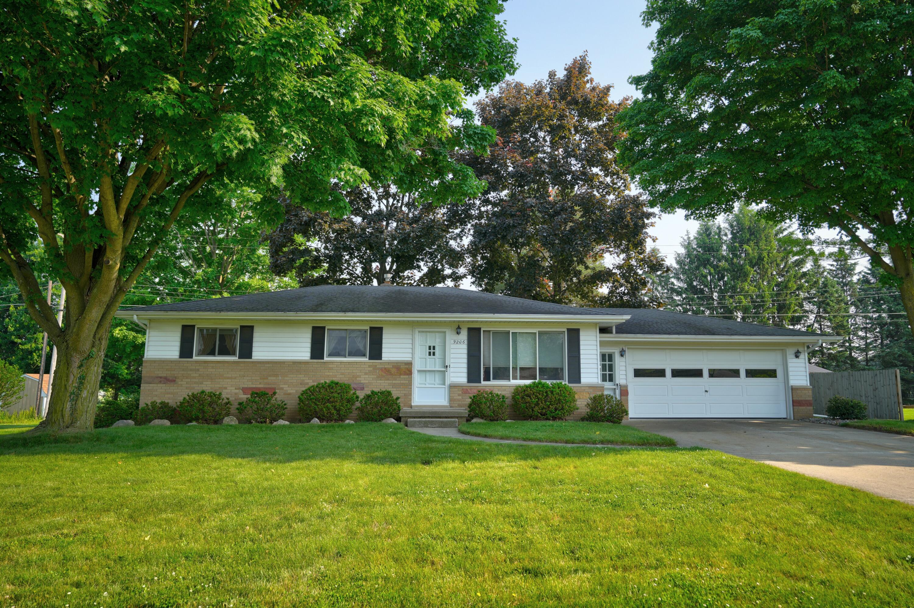 9206 Potter Road Flushing, MI 48433 - Photo 1 of 45 9206 Potter Rd 01