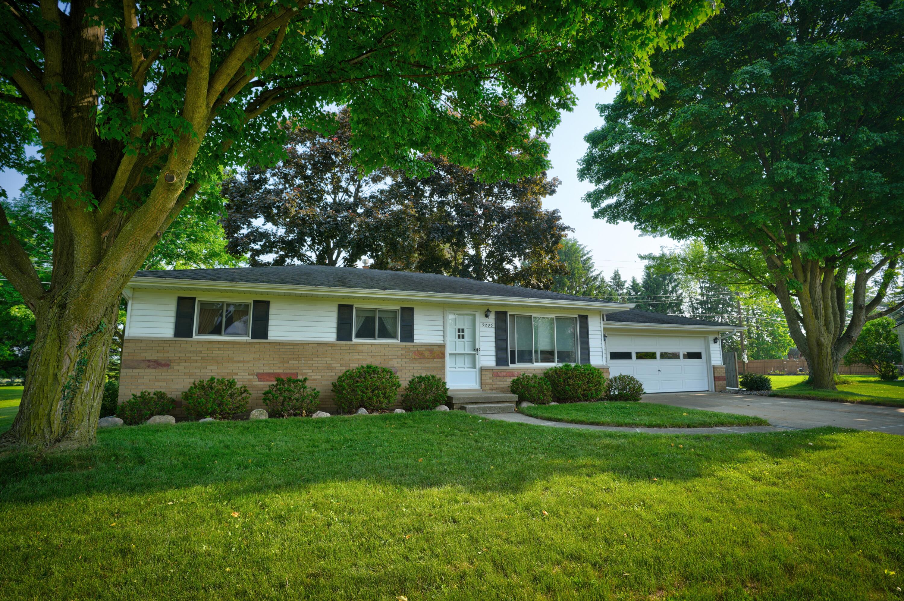 9206 Potter Road Flushing, MI 48433 - Photo 3 of 45 9206 Potter Rd 02