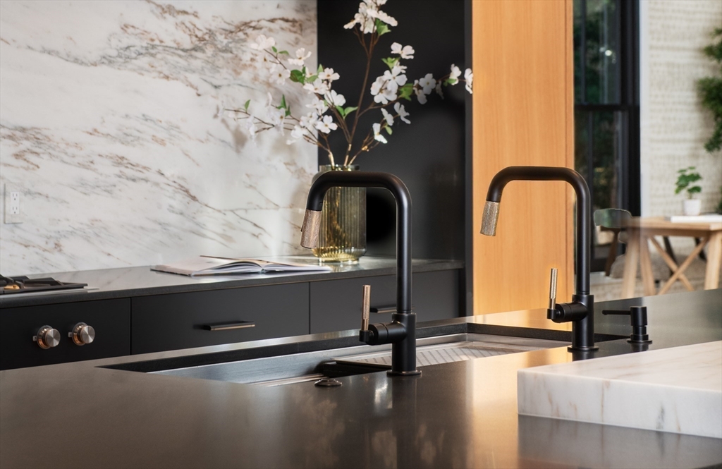 39 Westfield Road Newton, MA 02465 - Photo 13 of 42 a view of living room with furniture and a potted plant