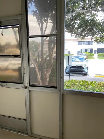 $1,350 | 423 Chatham U, West Palm Beach, FL 33417