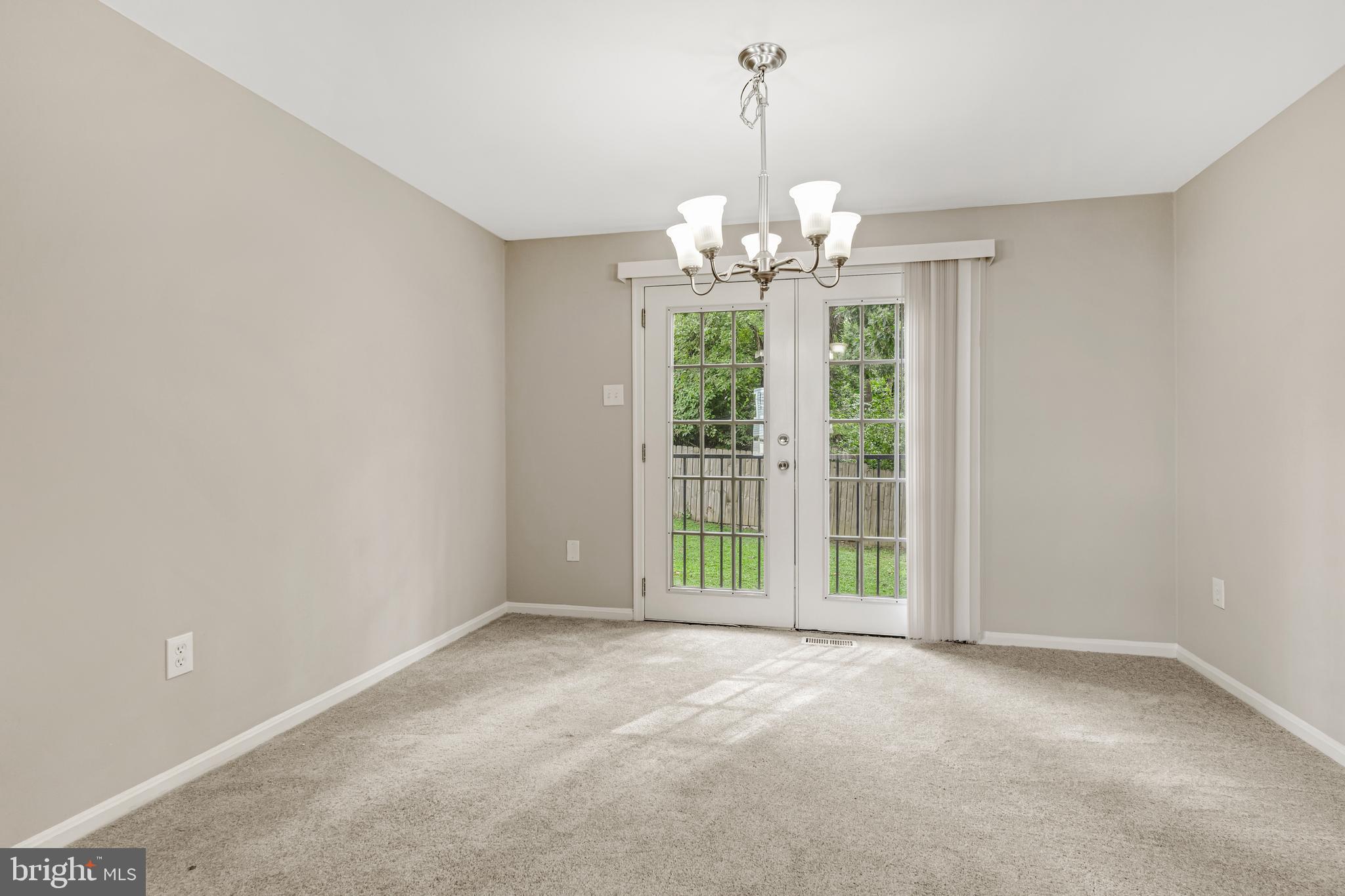 8902 Albert Stewart Lane Silver Spring, MD 20910 - Photo 19 of 39