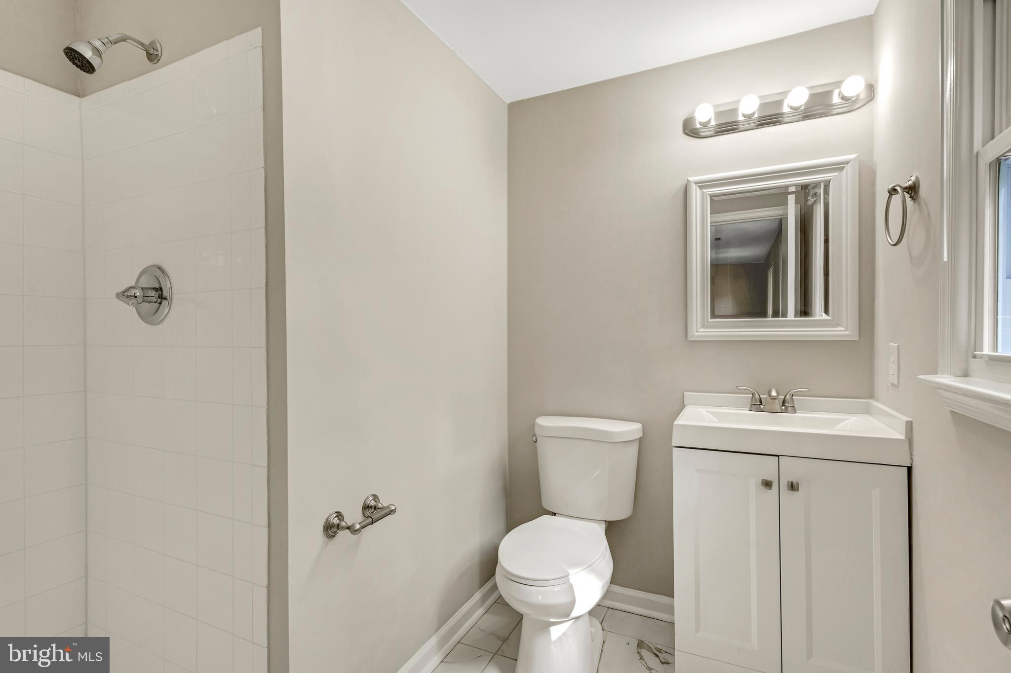 8902 Albert Stewart Lane Silver Spring, MD 20910 - Photo 25 of 39