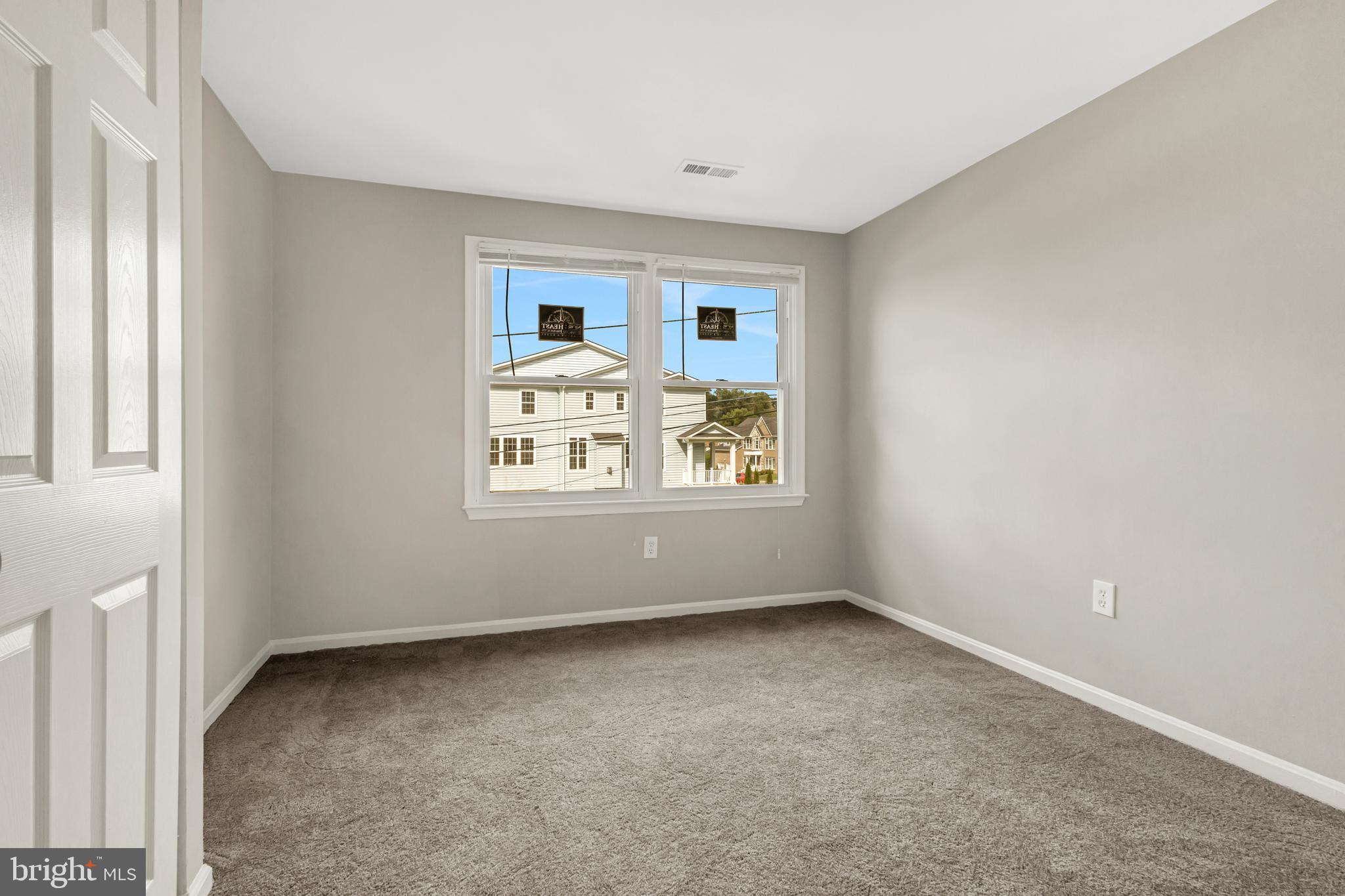 8902 Albert Stewart Lane Silver Spring, MD 20910 - Photo 28 of 39