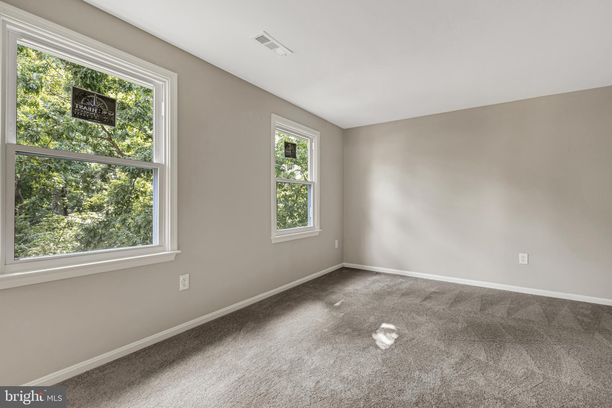 8902 Albert Stewart Lane Silver Spring, MD 20910 - Photo 31 of 39