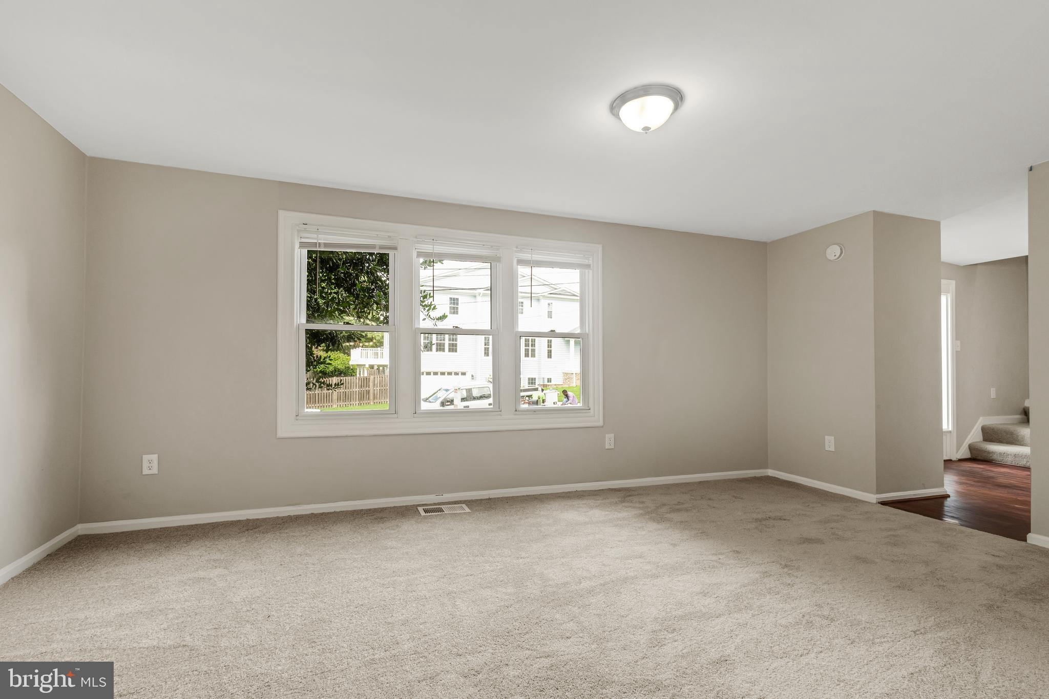 8902 Albert Stewart Lane Silver Spring, MD 20910 - Photo 33 of 39