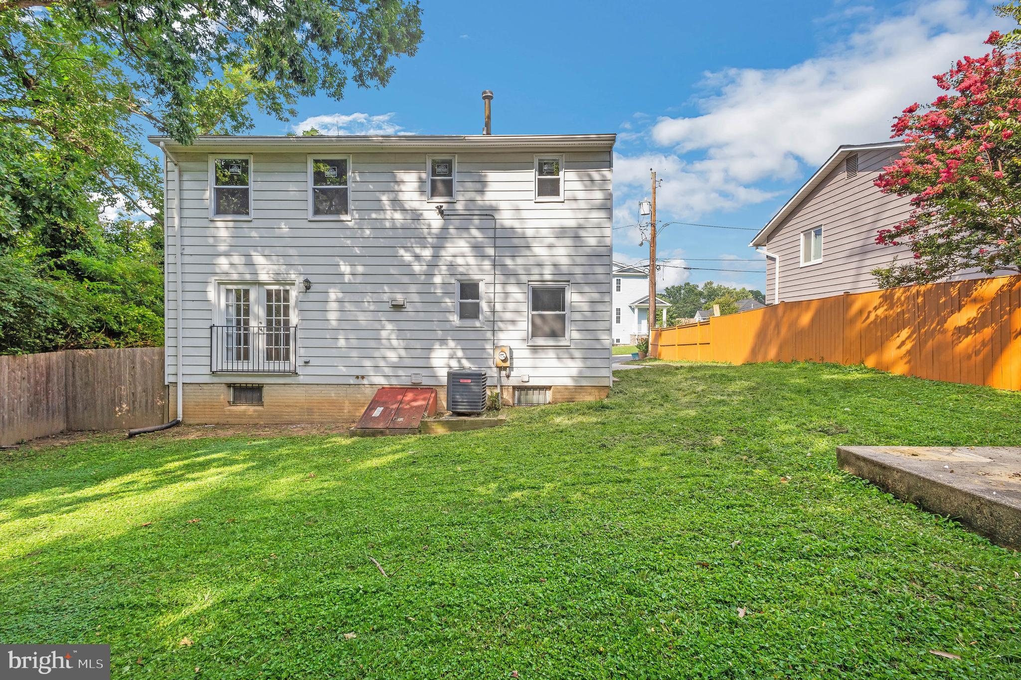 8902 Albert Stewart Lane Silver Spring, MD 20910 - Photo 38 of 39