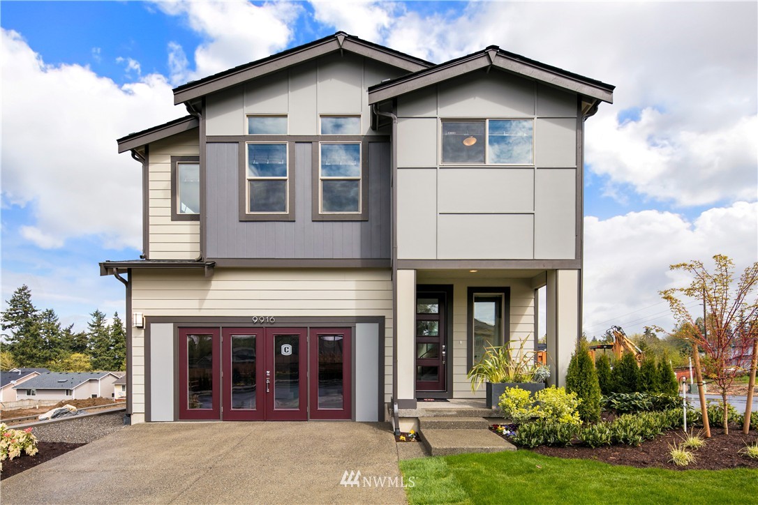 19218 97th Avenue South Renton, WA 98055 - Photo 1 of 23