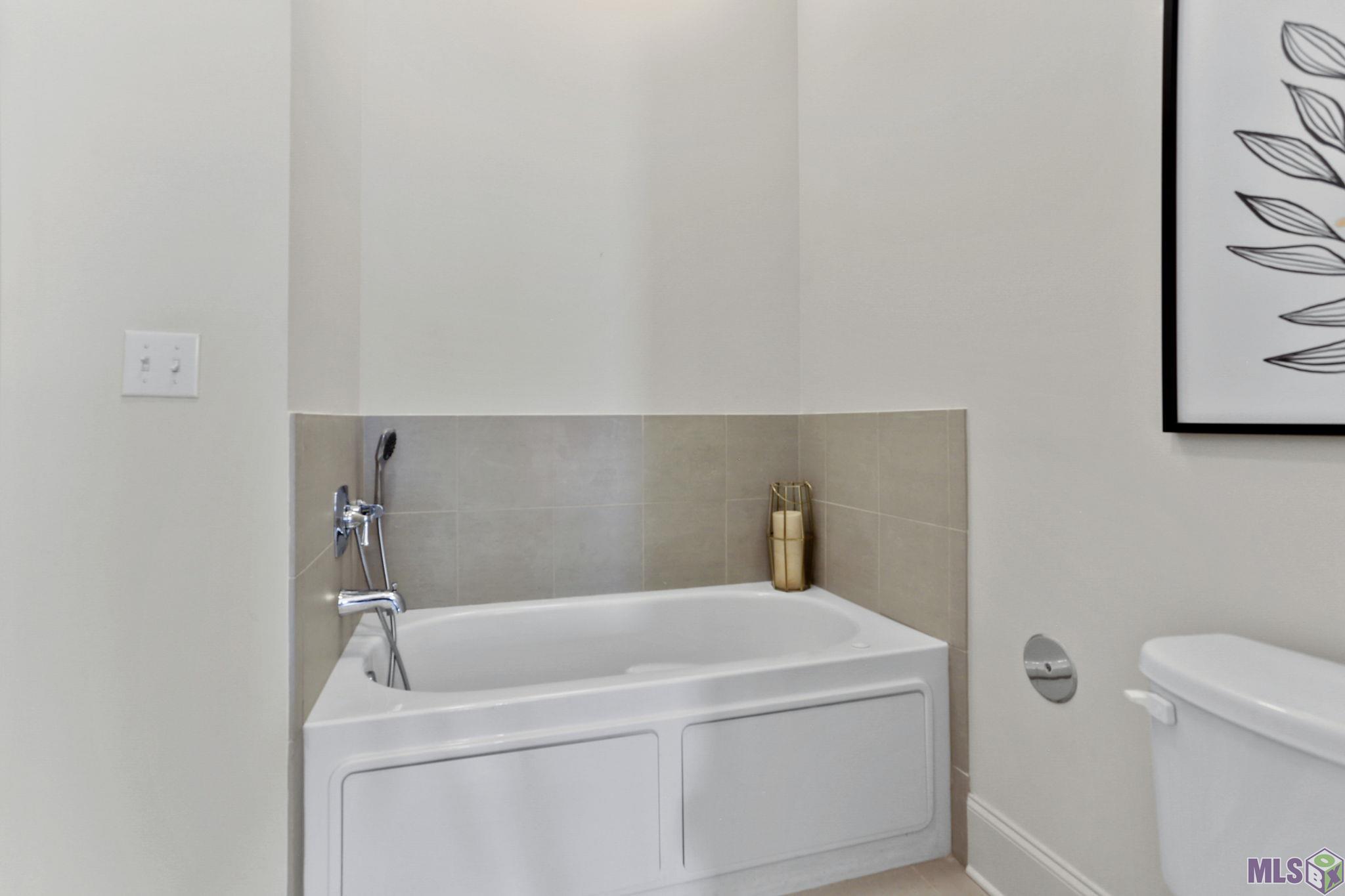 8201 Village Plaza Court, Unit 3B Baton Rouge, LA 70810 - Photo 11 of 15