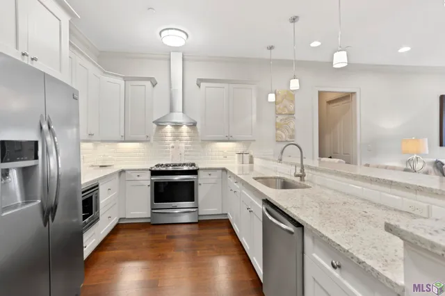 $415,000 | 8201 Village Plaza Court, Unit 3B, Baton Rouge, LA 70810