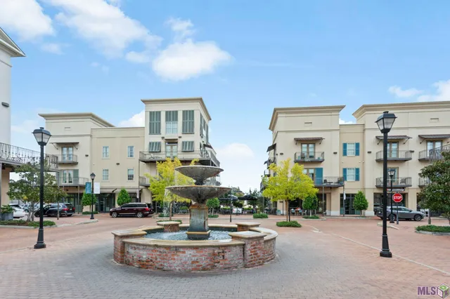 $415,000 | 8201 Village Plaza Court, Unit 3B, Baton Rouge, LA 70810