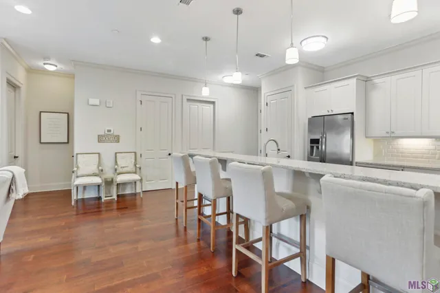$415,000 | 8201 Village Plaza Court, Unit 3B, Baton Rouge, LA 70810