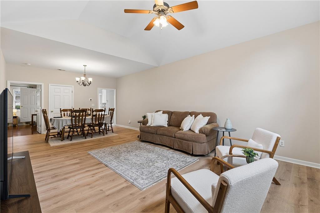 3392 Raes Creek Road Marietta, GA 30008 - Photo 8 of 36 Gallery Image 8